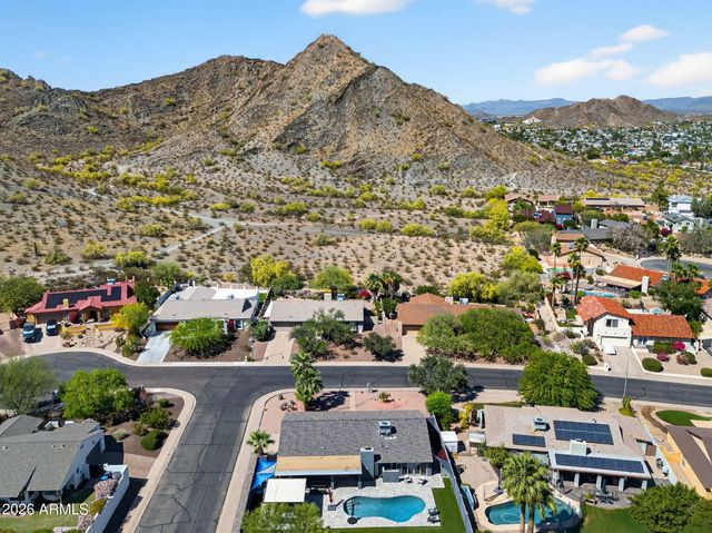 2249 E MERCER Lane, Phoenix, AZ 85028