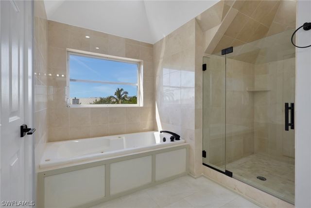 4452 Gulf Pines DR, Sanibel, FL 33957