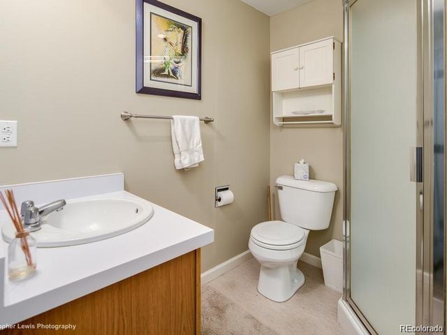 6950 E Briarwood Drive, Centennial, CO 80112