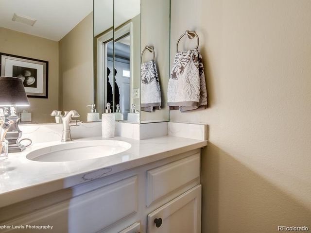 6950 E Briarwood Drive, Centennial, CO 80112