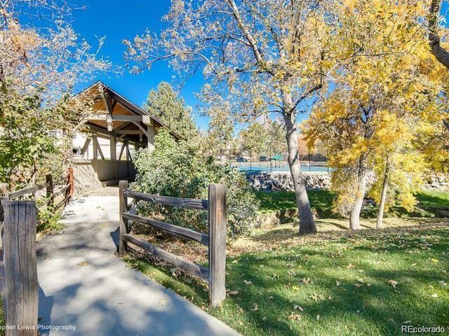 6950 E Briarwood Drive, Centennial, CO 80112