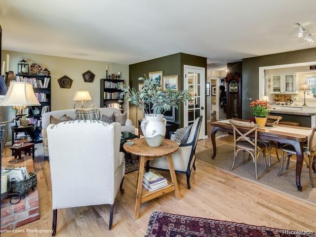 6950 E Briarwood Drive, Centennial, CO 80112