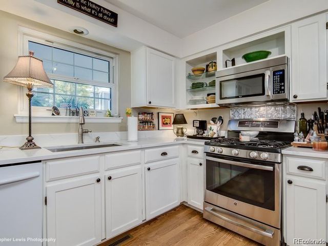 6950 E Briarwood Drive, Centennial, CO 80112