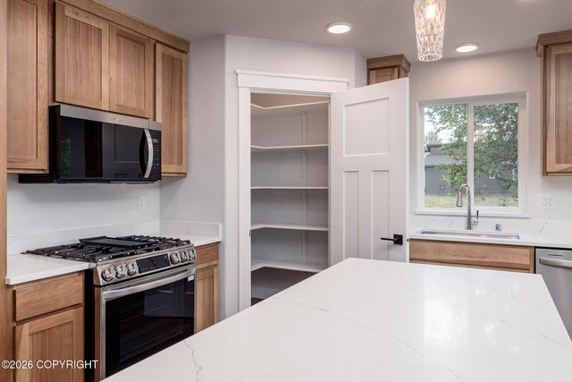 10519 E Heartland Loop, Palmer, AK 99645