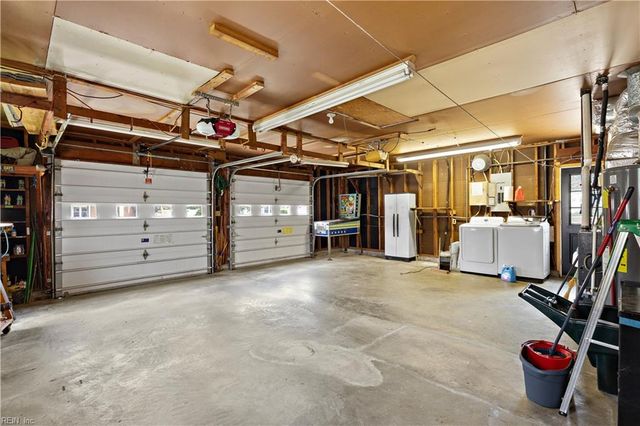 1358 Coral Pl, Hampton, VA 23669