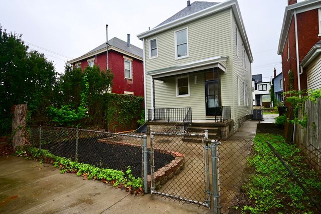 304 4th Avenue, Dayton, KY 41074