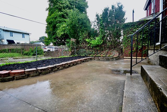 304 4th Avenue, Dayton, KY 41074