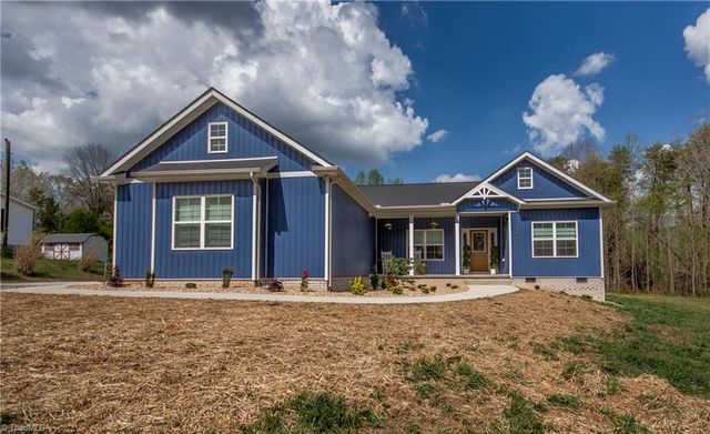 1686 Friendship Road, Statesville, NC 28625