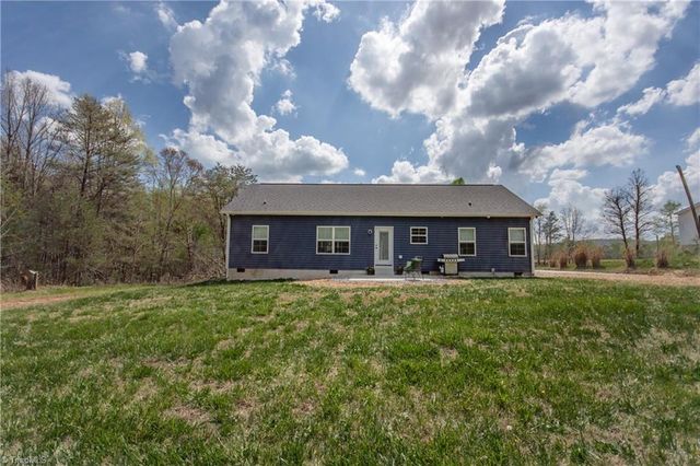 1686 Friendship Road, Statesville, NC 28625