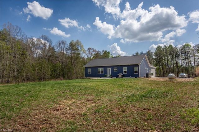 1686 Friendship Road, Statesville, NC 28625