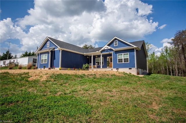 1686 Friendship Road, Statesville, NC 28625