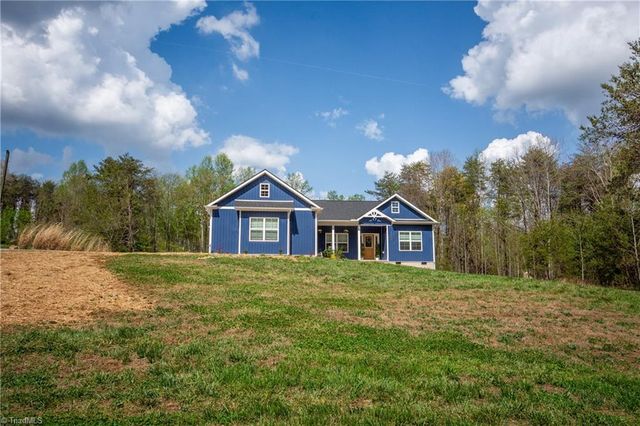 1686 Friendship Road, Statesville, NC 28625
