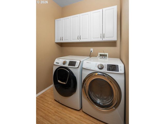 917 Ne 4TH Ave, Hillsboro, OR 97124