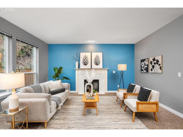 917 Ne 4TH Ave, Hillsboro, OR 97124