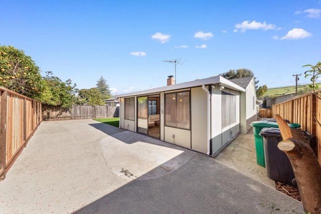 31047 Brae Burn Avenue, Hayward, CA 94544