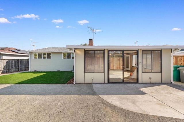 31047 Brae Burn Avenue, Hayward, CA 94544