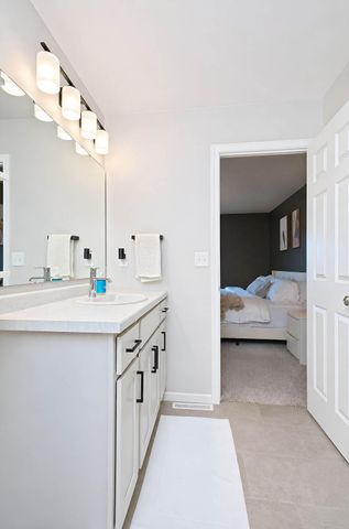 1235 Rachel Drive W, West Fargo, ND 58078