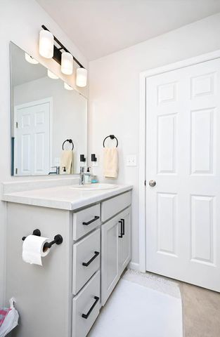 1235 Rachel Drive W, West Fargo, ND 58078