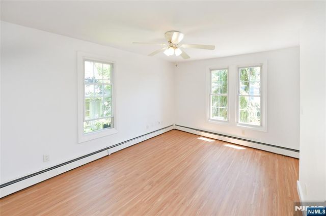 209 Merritt Avenue, Bergenfield, NJ 07621