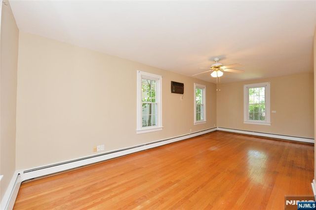 209 Merritt Avenue, Bergenfield, NJ 07621