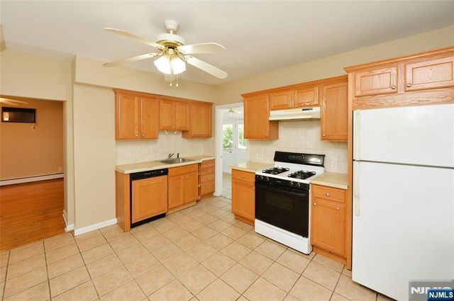209 Merritt Avenue, Bergenfield, NJ 07621