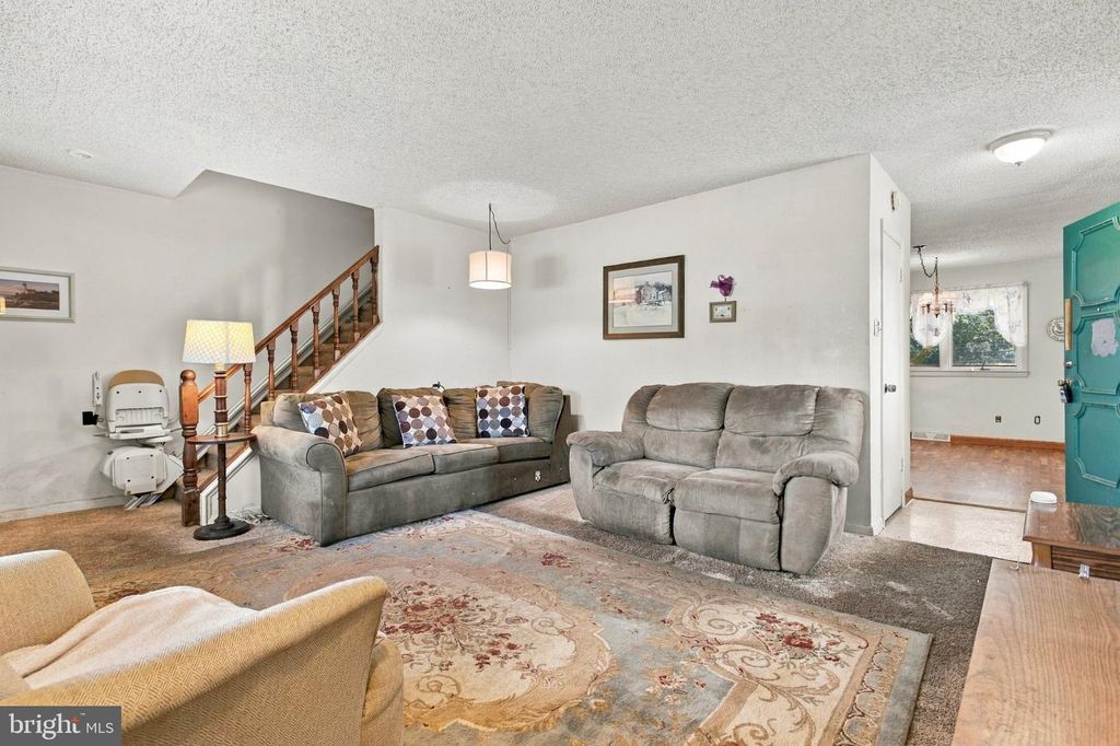 1800 DARTMOUTH DR, NORRISTOWN, PA 19401 — photo 5