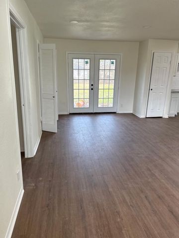 9001 Chatwood Drive, Houston, TX 77078