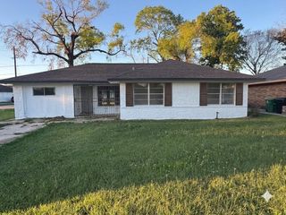 9001 Chatwood Drive, Houston, TX 77078