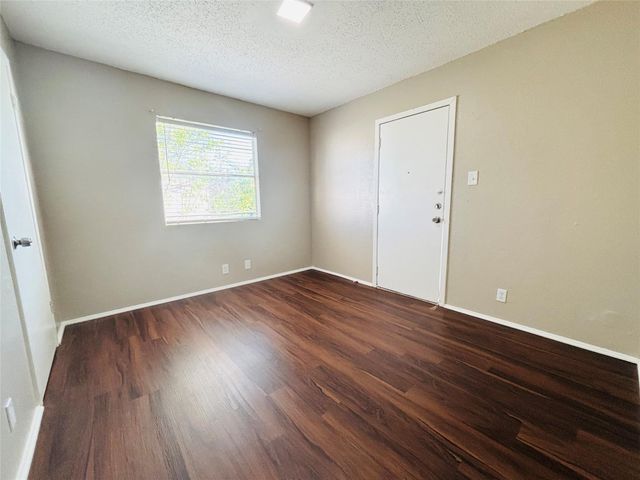 10211 Brownie DR D, Austin, TX 78753