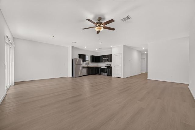6330 Highland Heights Drive, Richmond, TX 77469