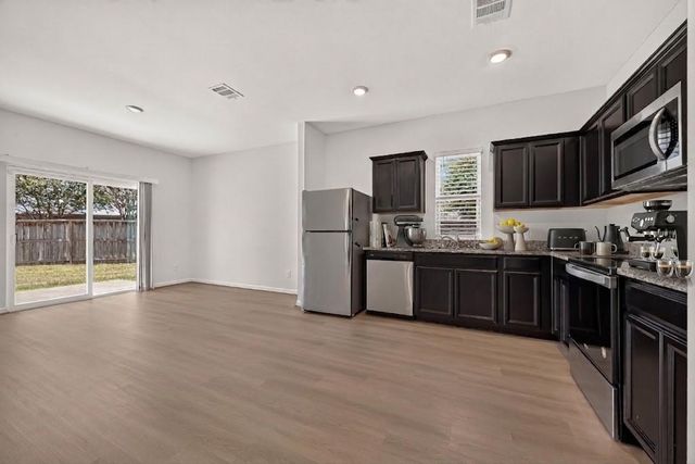 6330 Highland Heights Drive, Richmond, TX 77469