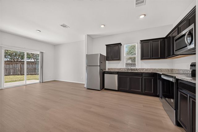 6330 Highland Heights Drive, Richmond, TX 77469