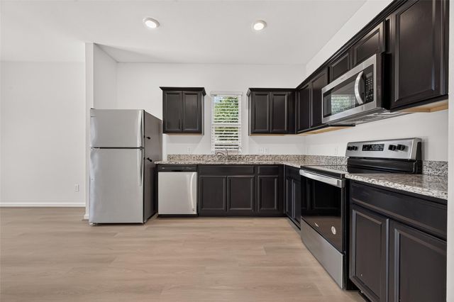 6330 Highland Heights Drive, Richmond, TX 77469