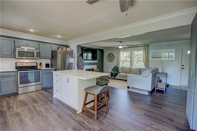 701 SW Nelson Drive, Grain Valley, MO 64029