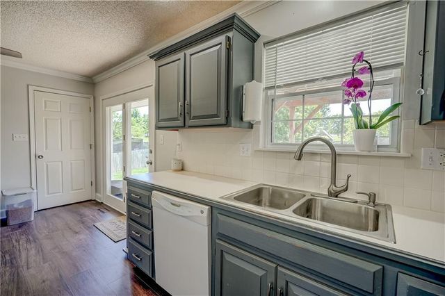 701 SW Nelson Drive, Grain Valley, MO 64029