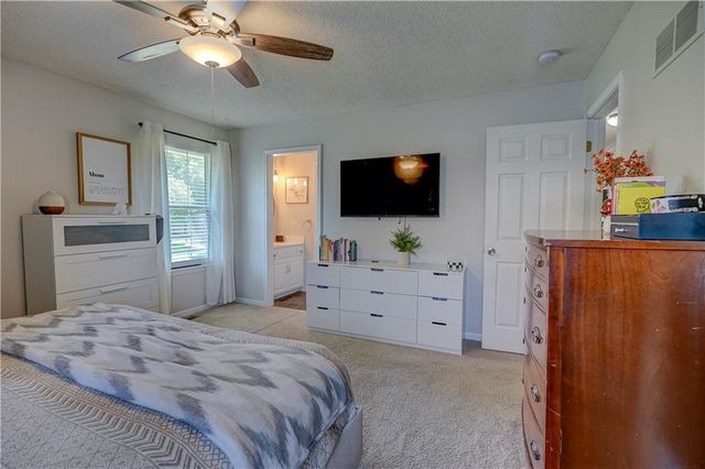 701 SW Nelson Drive, Grain Valley, MO 64029