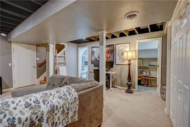 701 SW Nelson Drive, Grain Valley, MO 64029
