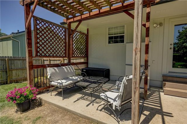 701 SW Nelson Drive, Grain Valley, MO 64029