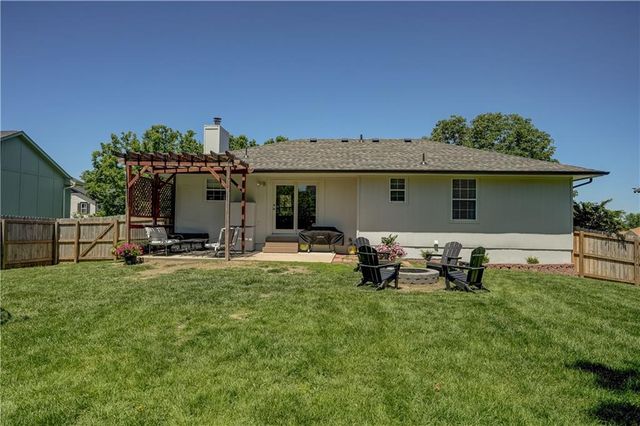 701 SW Nelson Drive, Grain Valley, MO 64029