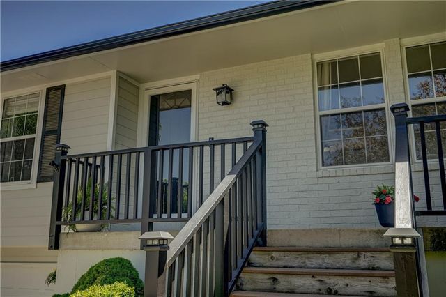 701 SW Nelson Drive, Grain Valley, MO 64029