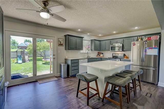 701 SW Nelson Drive, Grain Valley, MO 64029