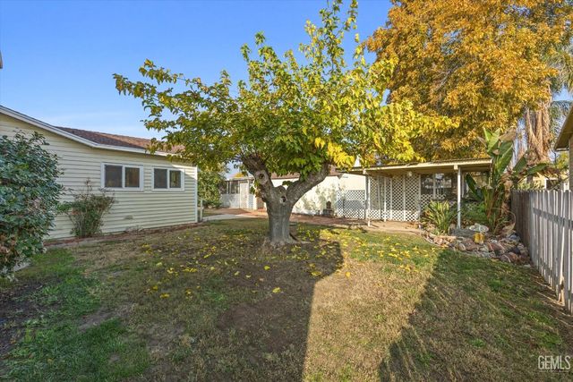 13754 Rosedale Highway, Bakersfield, CA 93314
