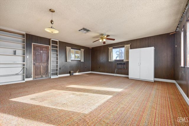 13754 Rosedale Highway, Bakersfield, CA 93314