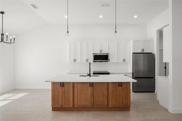 106 MEGAN COURT, Orange City, FL 32763