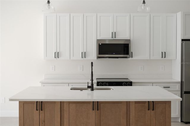 106 MEGAN COURT, Orange City, FL 32763