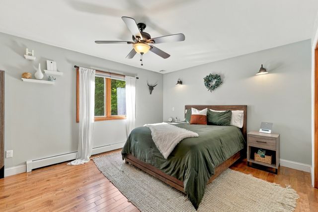252 Breckenridge St, Palmer, MA 01069