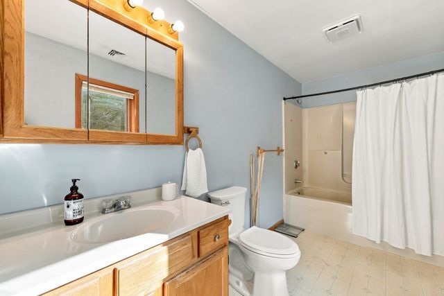 252 Breckenridge St, Palmer, MA 01069