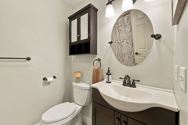 252 Breckenridge St, Palmer, MA 01069