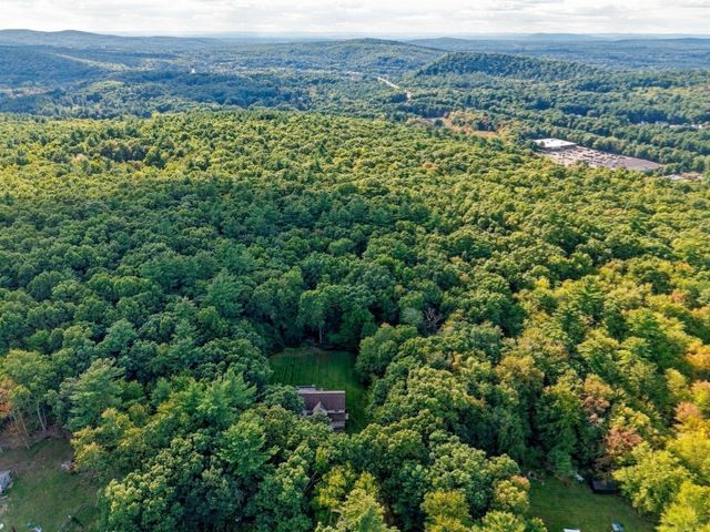 252 Breckenridge St, Palmer, MA 01069
