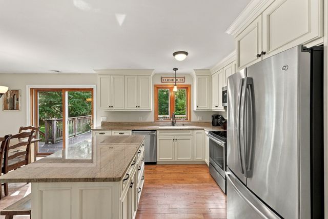 252 Breckenridge St, Palmer, MA 01069